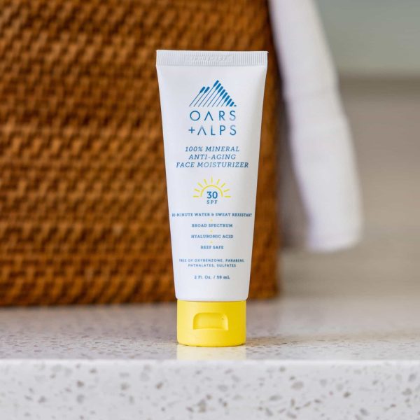 100% Mineral Anti-Aging Face Moisturizer with SPF 30 on Sale - Image 4